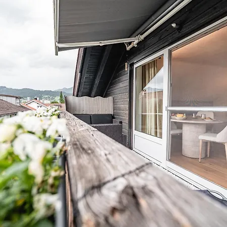 Mit Sonnigen Balkon Und Berg Blick Im Allgaeu Lägenhet *